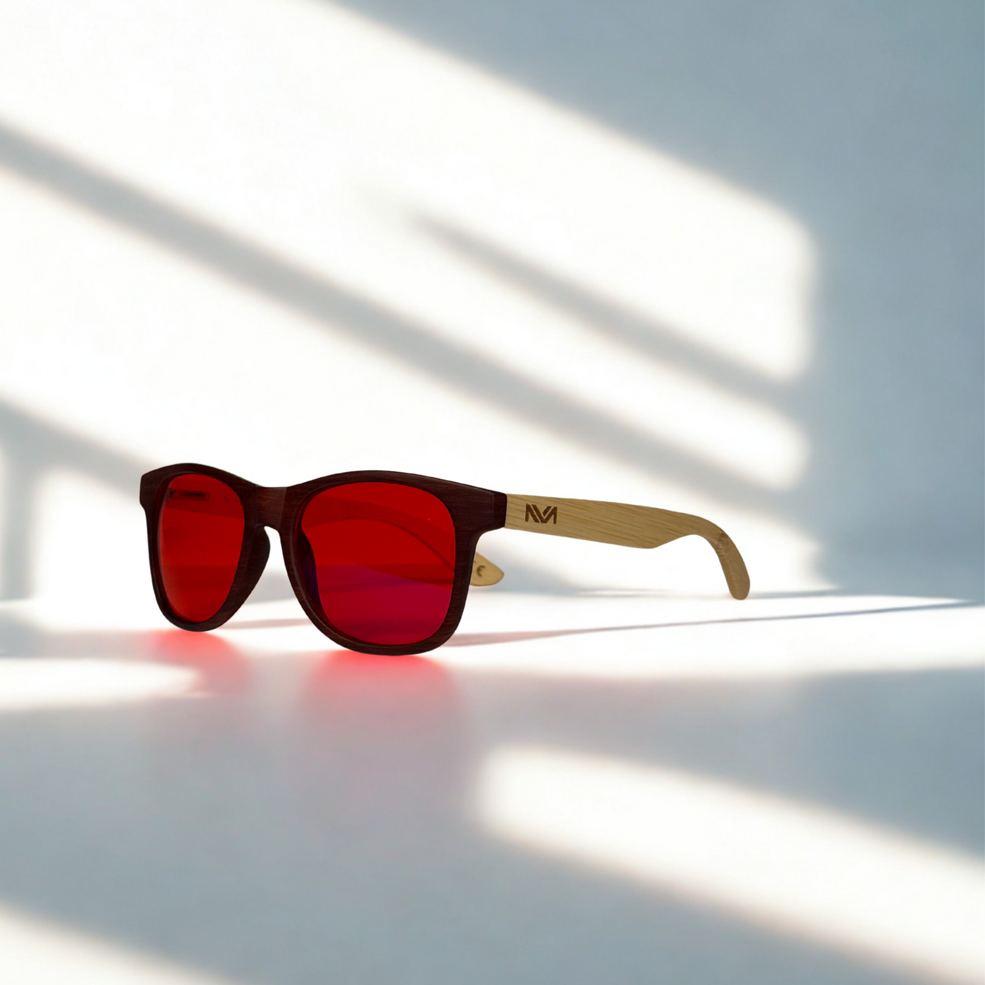 Harvest Wood Brille mit roten Gläsern
